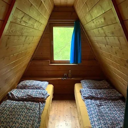 Pszczela Oaza Campsite